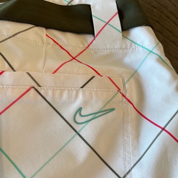 Nike 2 in1 short/skirt size 6 - Picture 6 of 9